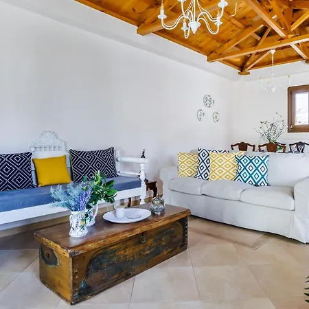 Petradi Town Apartment Skopelos Town