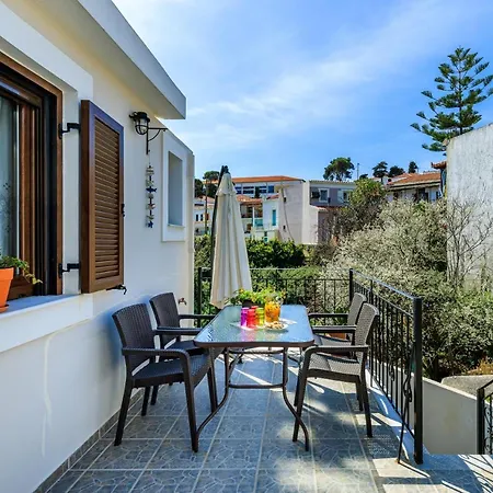 Petradi Town * Skopelos Town