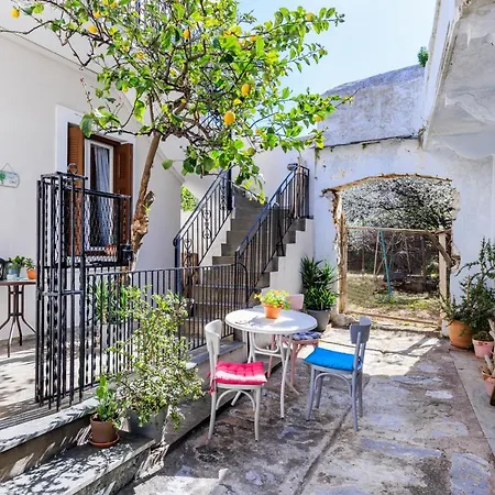 Apartamento Petradi Town Skopelos