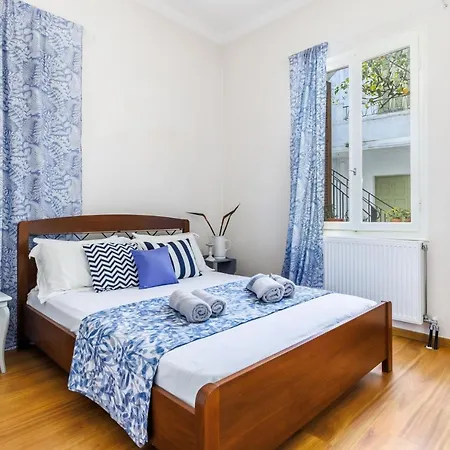 Petradi Town Skopelos